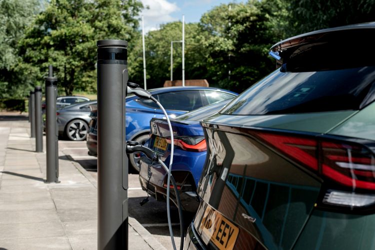 Public EV charging standard-rated 